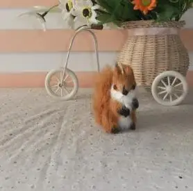 Kiosko žaislai, modeliavimas, kailinių gyvūnų voverės grynas rankų darbo statinė gyvūnų kūrybos dovanos