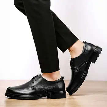 Sapatos odos naujų mens mens batai kvėpuojantis sapato laisvalaikio 2020 karšto sporto masculino casuales informales pavasario hombre de