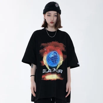 Hip-Hop T-Shirt Vyrai Streetwear, turintis Pasaulyje Spausdinimo Harajuku Tshirts 2021 M. Vasarą Laisvi Trumpas Rankovės Marškinėliai vatos Pagaliukai Tee Black