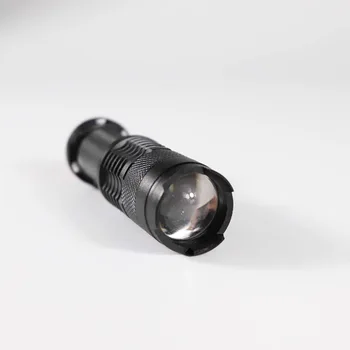 Mini Zoom Dėmesio Žibintuvėlis LED Mikro Keychain Fotoblyksčių Lempos, Šviesos, Žibintuvėlis, atsparus Vandeniui Gyvenimo Žibintu, Kempingas, Žygiai Vaikams Playin