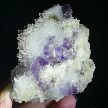 79.5 gNatural retas Tanzanijos mėlyna violetinė fluorito mineralinių pavyzdys grupių gydymo energija KRISTALINIS KVARCAS PERLAS